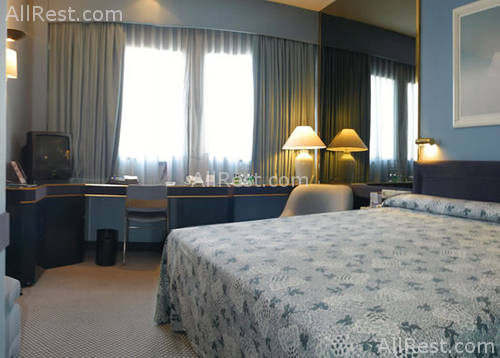 Melia Madrid Princesa 8